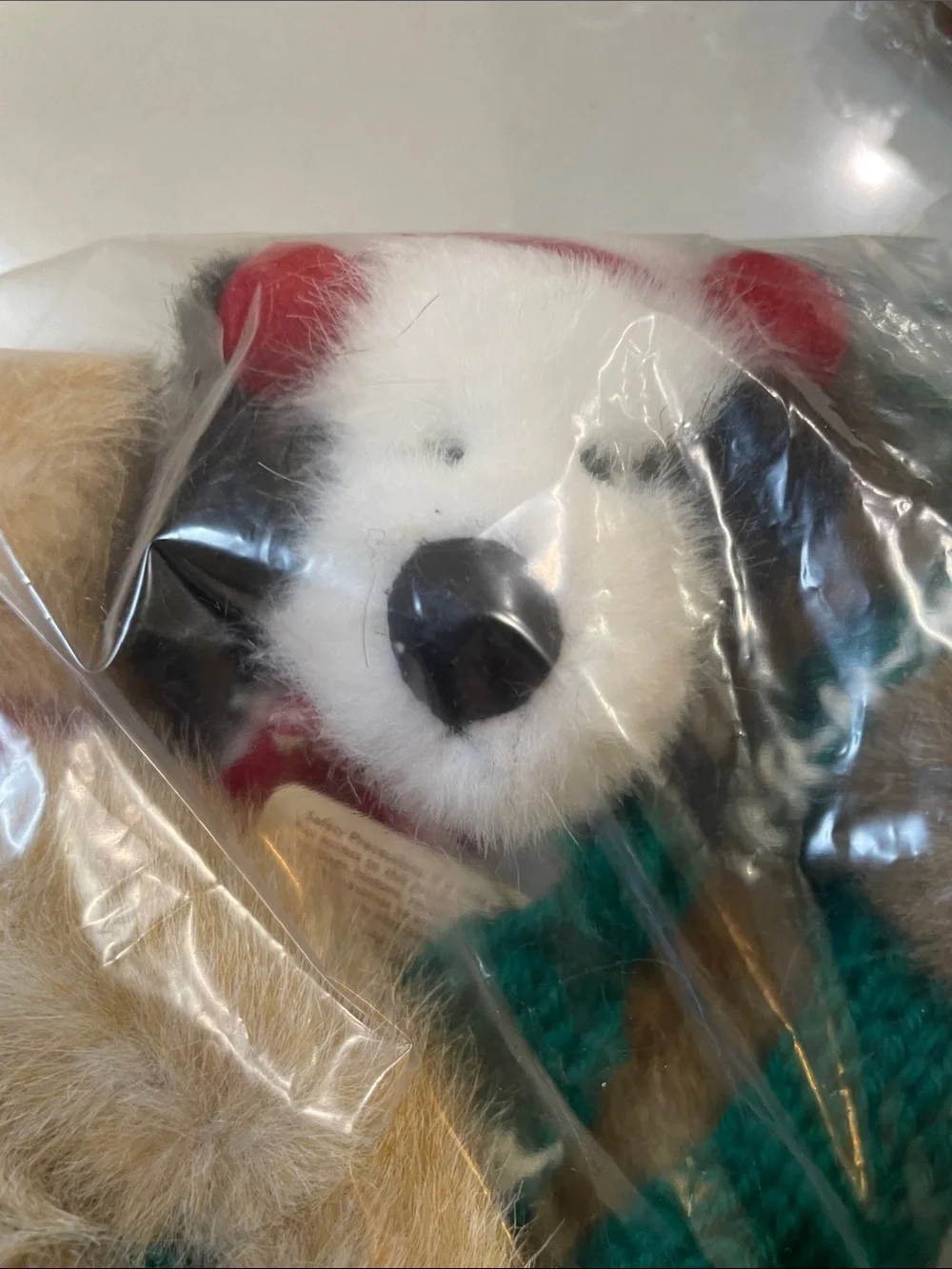 Boyd Bears The Head Bean Holiday Collection with Gifts and Gift Bags